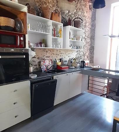 Coquette Maison De Village Nefiach Екстериор снимка