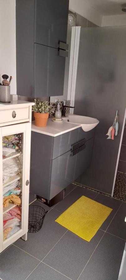 Coquette Maison De Village Nefiach Екстериор снимка